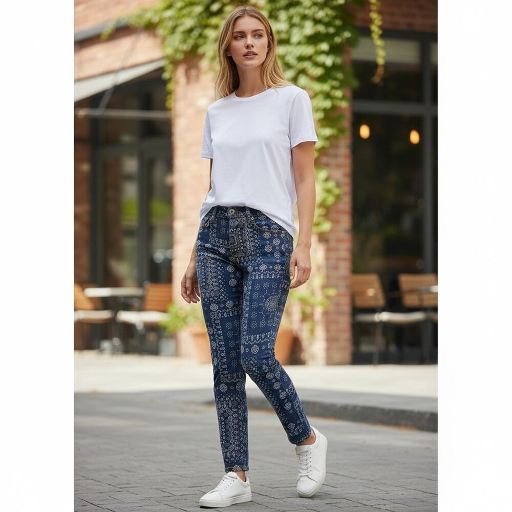 OLD NAVY Women’s 6 BOHO Print ROCK STAR Blue Jeans
